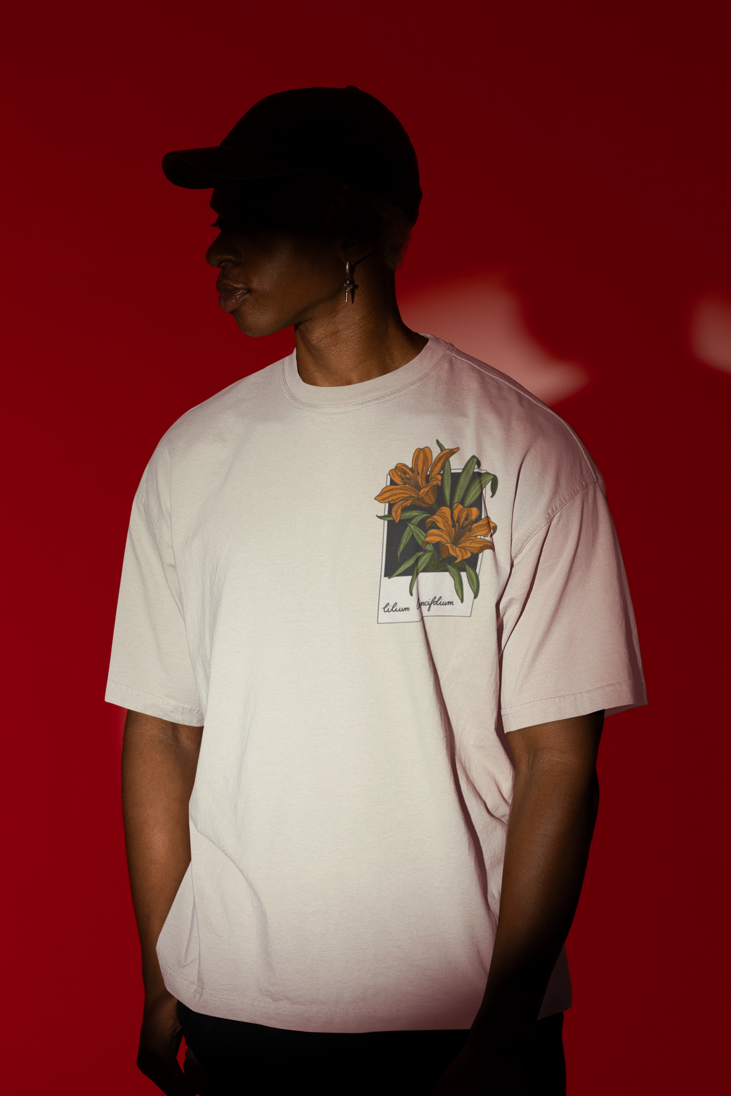 Lilium Tee