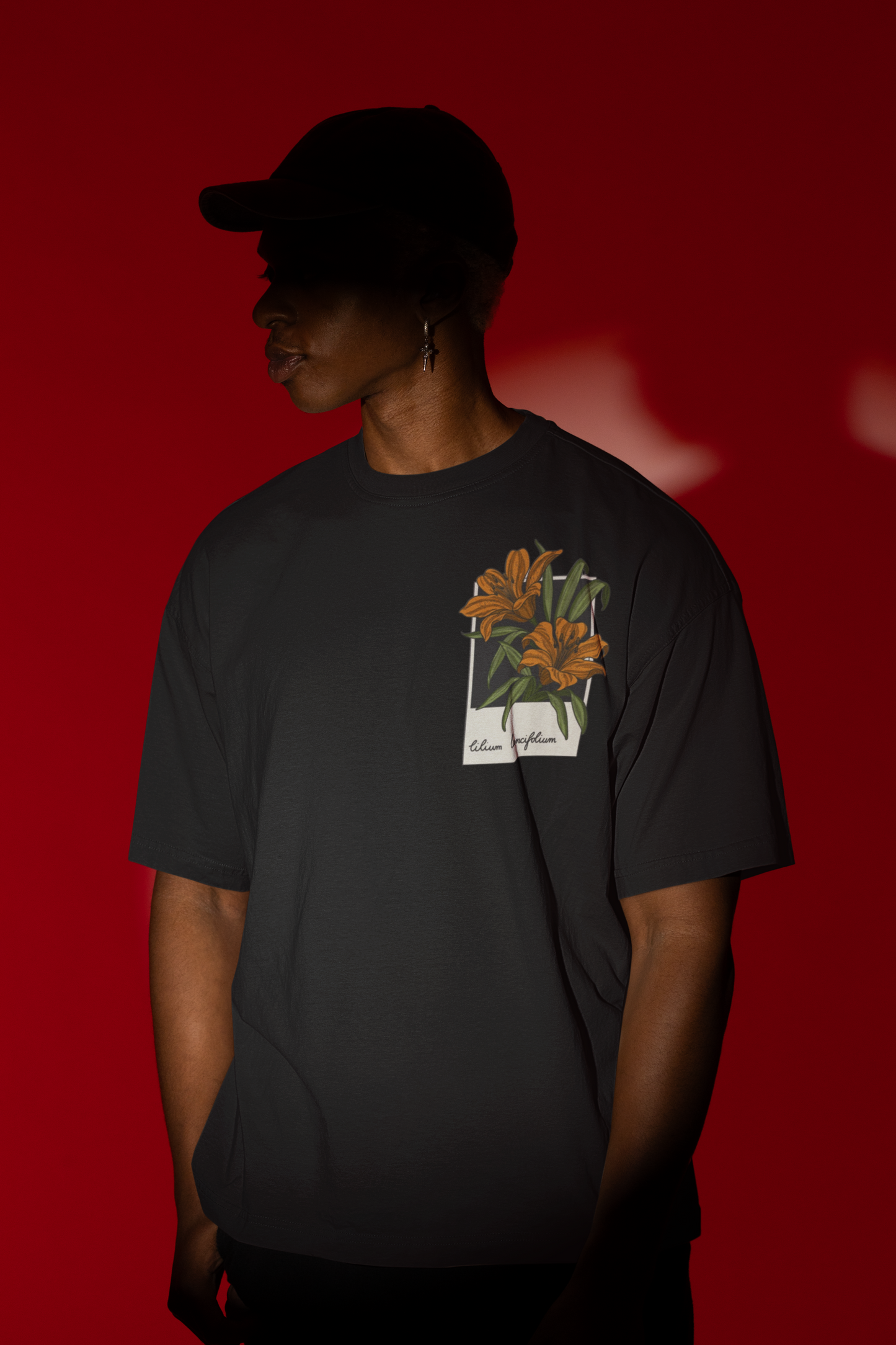 Lilium Tee